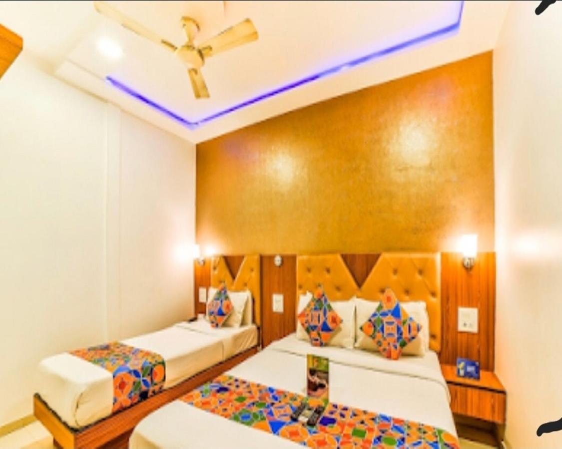 Flagship 83490 Hotel Bently Palace Bombay Extérieur photo