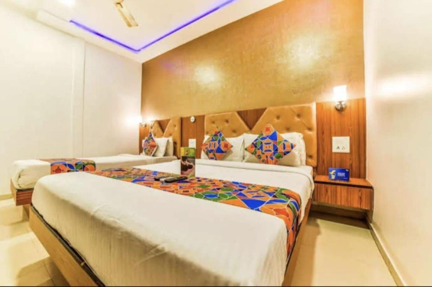 Flagship 83490 Hotel Bently Palace Bombay Extérieur photo