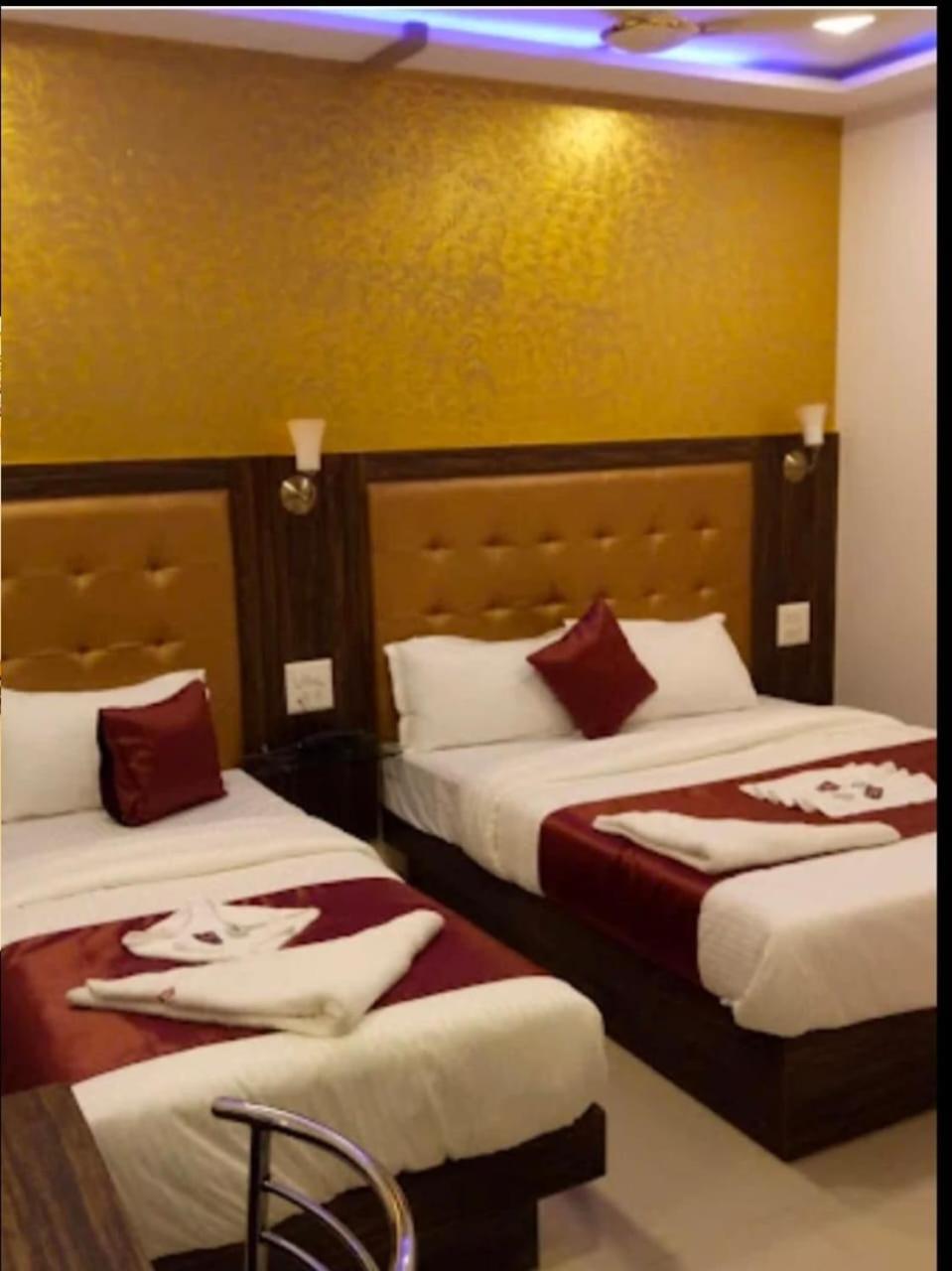 Flagship 83490 Hotel Bently Palace Bombay Extérieur photo