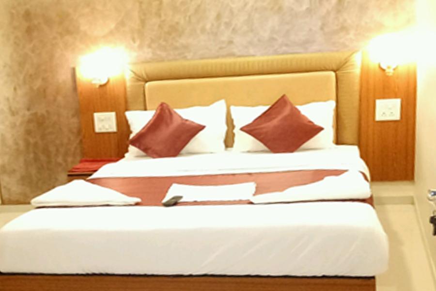 Flagship 83490 Hotel Bently Palace Bombay Extérieur photo
